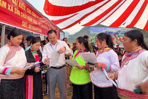 <a href="/doi-song" title="Đời sống" rel="dofollow">Đời sống</a>