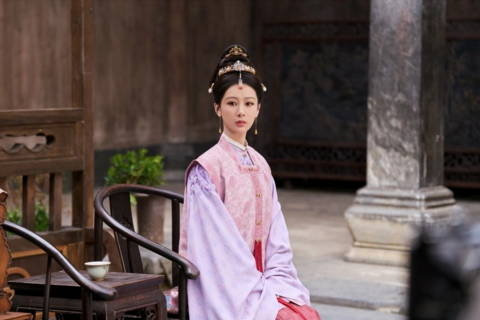 <a href="/giai-tri" title="Giải trí" rel="dofollow">Giải trí</a>