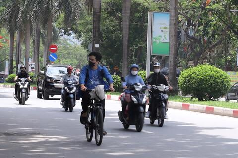 <a href="/moi-truong" title="Môi trường" rel="dofollow">Môi trường</a>