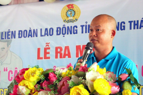 <a href="/tin-tuc" title="Tin tức" rel="dofollow">Tin tức</a>