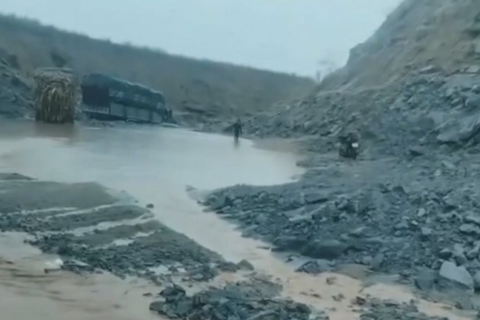 <a href="/tin-tuc" title="Tin tức" rel="dofollow">Tin tức</a>