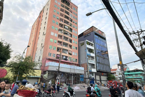 <a href="/tin-tuc" title="Tin tức" rel="dofollow">Tin tức</a>