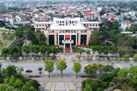 <a href="/tin-tuc" title="Tin tức" rel="dofollow">Tin tức</a>