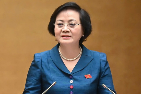 <a href="/tin-tuc" title="Tin tức" rel="dofollow">Tin tức</a>