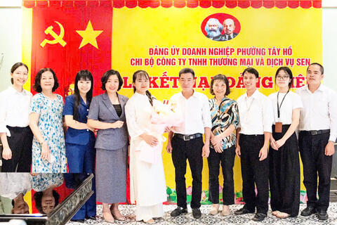 <a href="/tin-tuc" title="Tin tức" rel="dofollow">Tin tức</a>