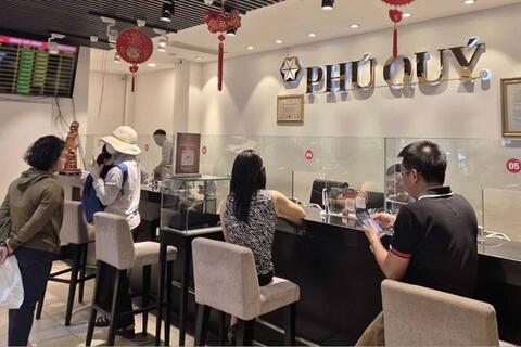 <a href="/kinh-te" title="Kinh tế" rel="dofollow">Kinh tế</a>