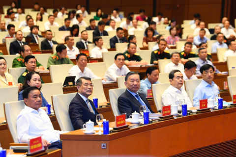<a href="/tin-tuc" title="Tin tức" rel="dofollow">Tin tức</a>