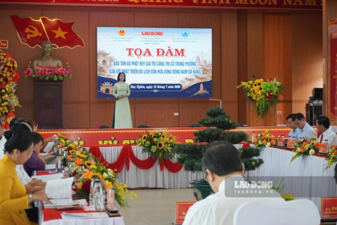 <a href="/giai-tri" title="Giải trí" rel="dofollow">Giải trí</a>
