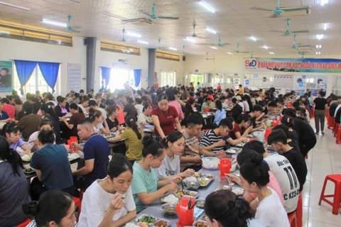 <a href="/tin-tuc" title="Tin tức" rel="dofollow">Tin tức</a>