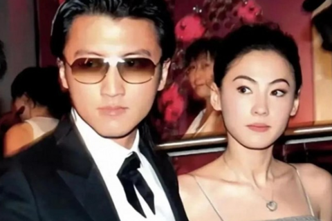 <a href="/giai-tri" title="Giải trí" rel="dofollow">Giải trí</a>
