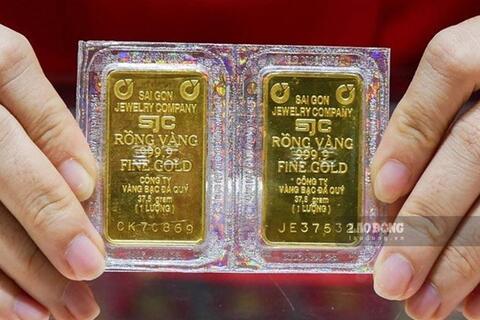 <a href="/kinh-te" title="Kinh tế" rel="dofollow">Kinh tế</a>