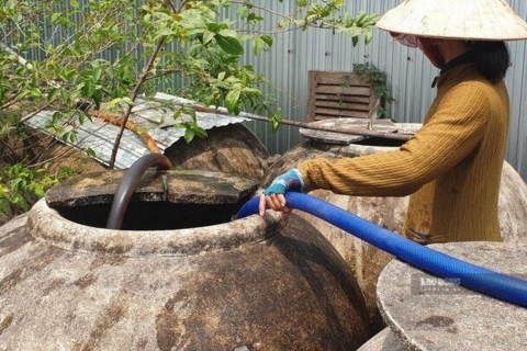 <a href="/tin-tuc" title="Tin tức" rel="dofollow">Tin tức</a>