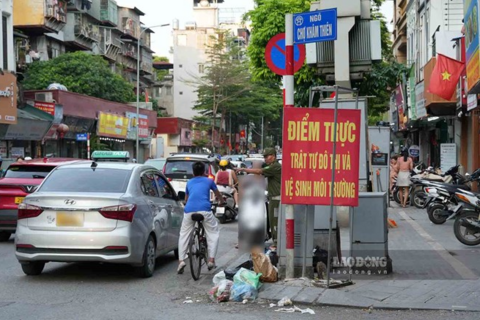 <a href="/tin-tuc" title="Tin tức" rel="dofollow">Tin tức</a>