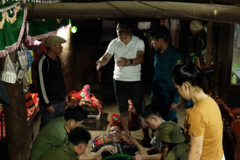 <a href="/tin-tuc" title="Tin tức" rel="dofollow">Tin tức</a>