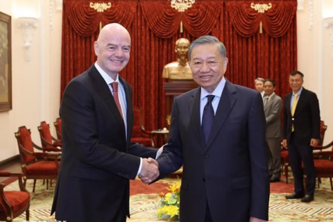 <a href="/the-thao" title="Thể thao" rel="dofollow">Thể thao</a>