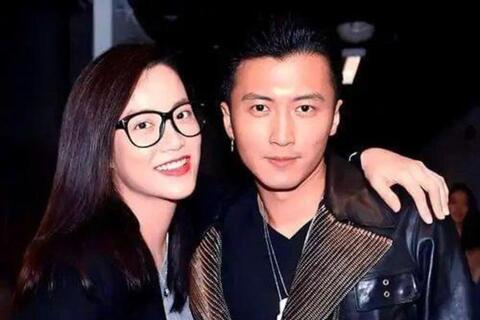 <a href="/giai-tri" title="Giải trí" rel="dofollow">Giải trí</a>