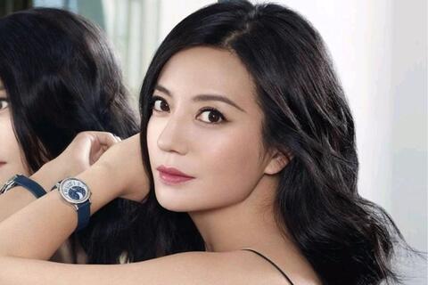 <a href="/giai-tri" title="Giải trí" rel="dofollow">Giải trí</a>