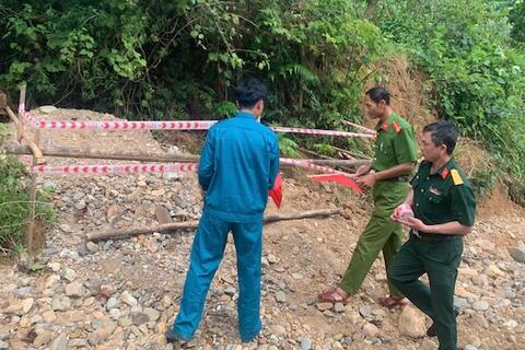 <a href="/tin-tuc" title="Tin tức" rel="dofollow">Tin tức</a>