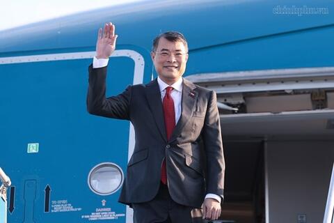 <a href="/tin-tuc" title="Tin tức" rel="dofollow">Tin tức</a>