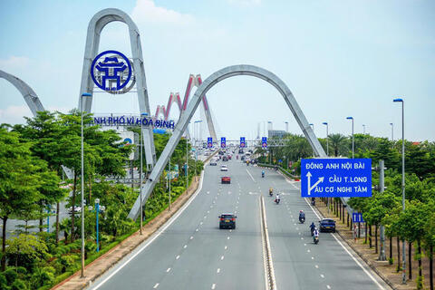 <a href="/tin-tuc" title="Tin tức" rel="dofollow">Tin tức</a>