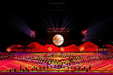 <a href="/tin-tuc" title="Tin tức" rel="dofollow">Tin tức</a>