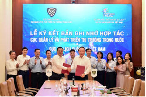 <a href="/giai-tri" title="Giải trí" rel="dofollow">Giải trí</a>
