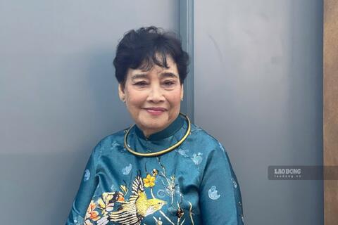 <a href="/giai-tri" title="Giải trí" rel="dofollow">Giải trí</a>
