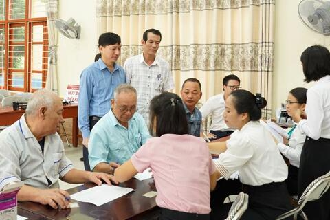 <a href="/tin-tuc" title="Tin tức" rel="dofollow">Tin tức</a>