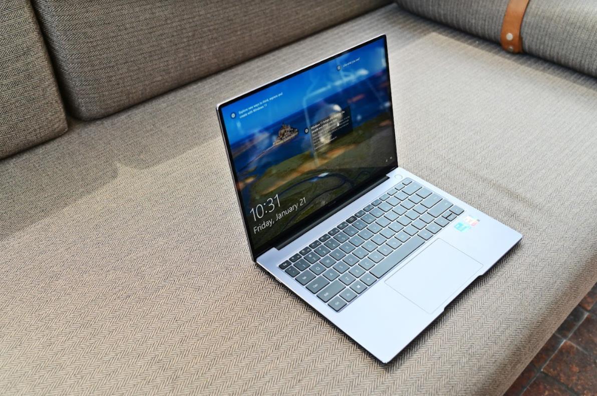 Huawei đã làm gì trong 6 năm qua để tìm được chỗ đứng giữa những tên tuổi sừng sỏ ngành PC? - Ảnh 1. Huawei đã làm gì trong 6 năm qua để tìm được chỗ đứng giữa những tên tuổi sừng sỏ ngành PC? - Ảnh 1.