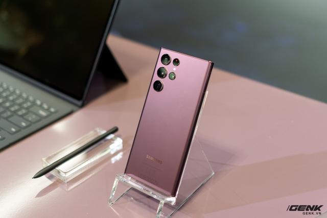 Với Galaxy S22 Ultra, chúng ta đã có thể quên dòng Note đi được rồi  - Ảnh 1.