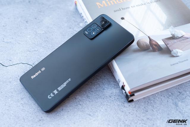 Cho rằng smartphone giá rẻ của mình vượt trội hơn Galaxy S21 FE của Samsung, Xiaomi nhận phản ứng trái chiều từ người dùng - Ảnh 1. Cho rằng smartphone giá rẻ của mình vượt trội hơn Galaxy S21 FE của Samsung, Xiaomi nhận phản ứng trái chiều từ người dùng - Ảnh 1.