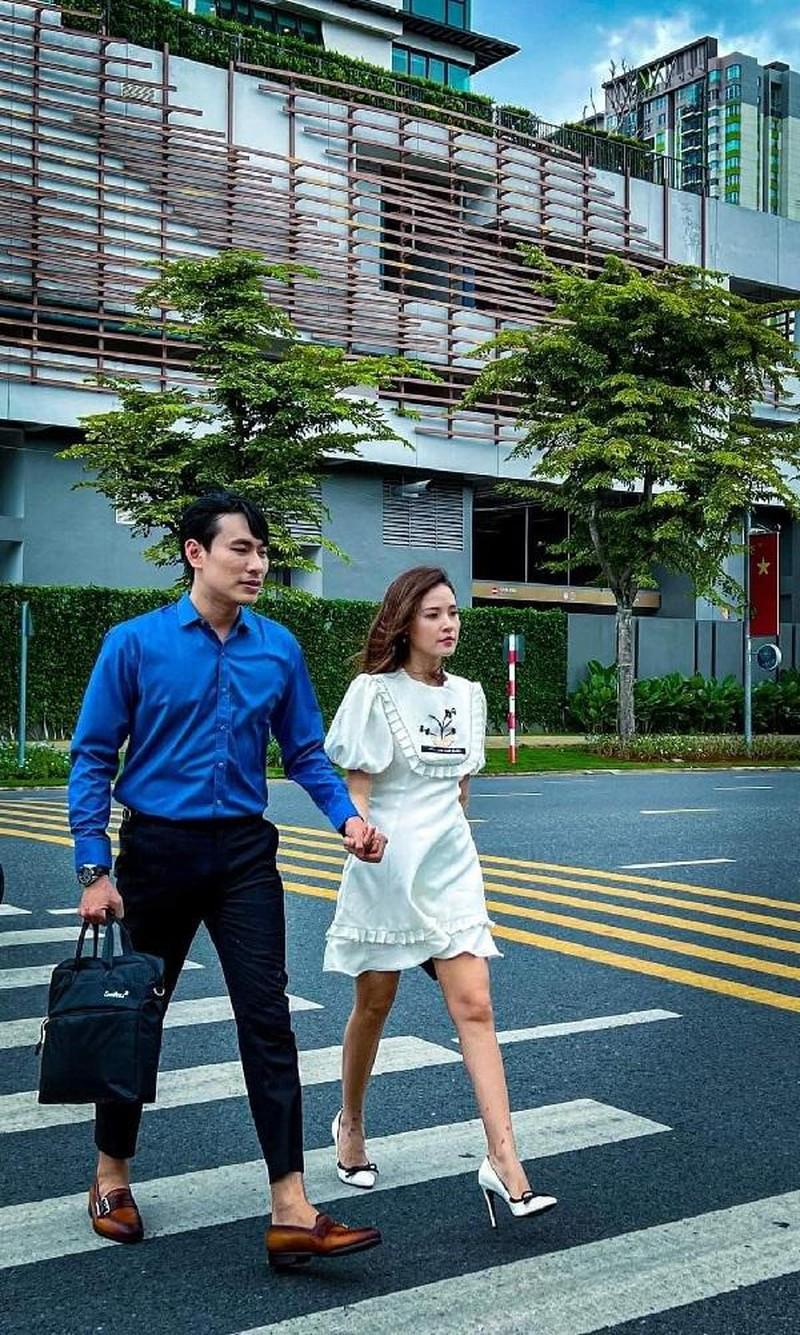 Midu bất ngờ được Kiều Minh Tuấn cầu hôn lãng mạn ảnh 2