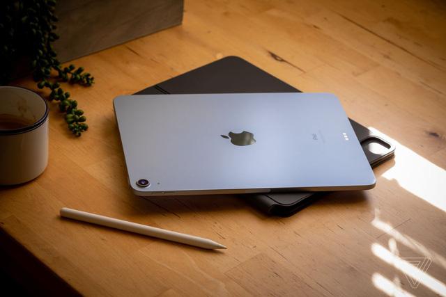 Chờ đợi gì tại sự kiện Peek Performance của Apple vào ngày 8/3? - Ảnh 4. Chờ đợi gì tại sự kiện Peek Performance của Apple vào ngày 8/3? - Ảnh 4.