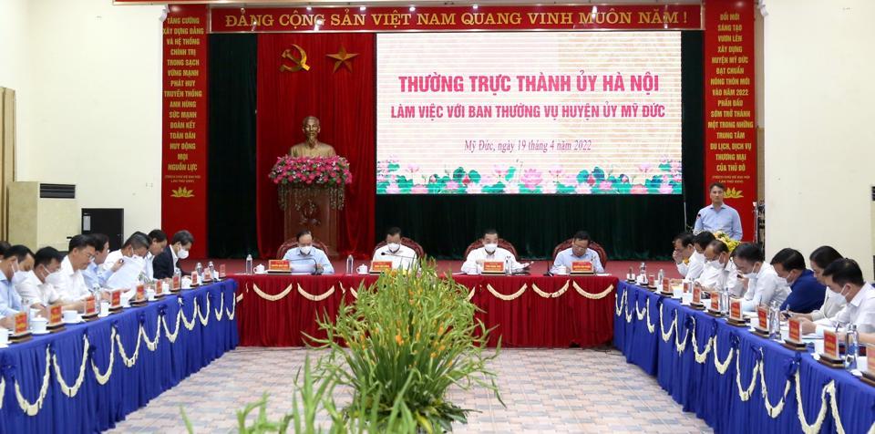 Quang cảnh cuộc l&agrave;m việc