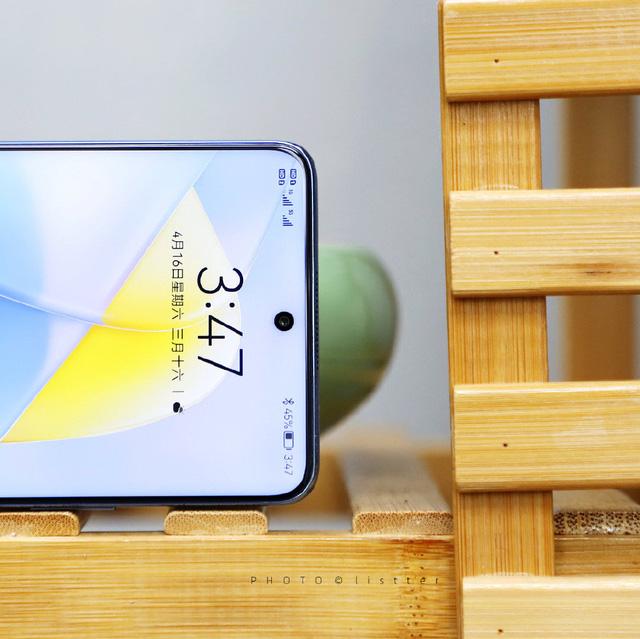 Huawei "lách luật", ra mắt smartphone 5G tại Trung Quốc - Ảnh 4.