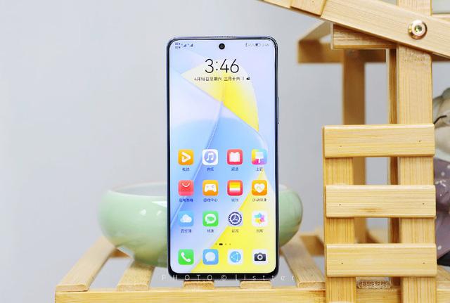 Huawei "lách luật", ra mắt smartphone 5G tại Trung Quốc - Ảnh 3.