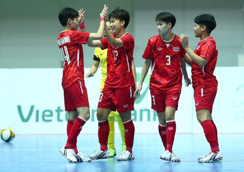 Futsal nữ Việt Nam vượt qua Thái Lan trên bảng xếp hạng sau trận thắng đậm Myanmar ảnh 2