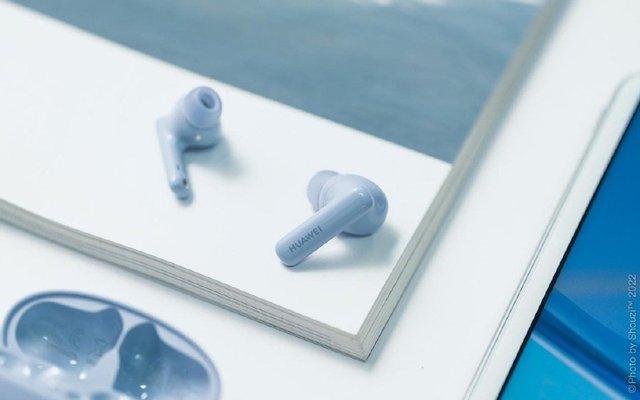 Huawei FreeBuds 5i ra mắt: Chống ồn chủ động xịn hơn, pin trâu hơn, giá 2 triệu đồng - Ảnh 4. Huawei FreeBuds 5i ra mắt: Chống ồn chủ động xịn hơn, pin trâu hơn, giá 2 triệu đồng - Ảnh 4.
