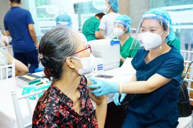 “Lá chắn” vaccine bảo vệ con người trước đại dịch ảnh 1