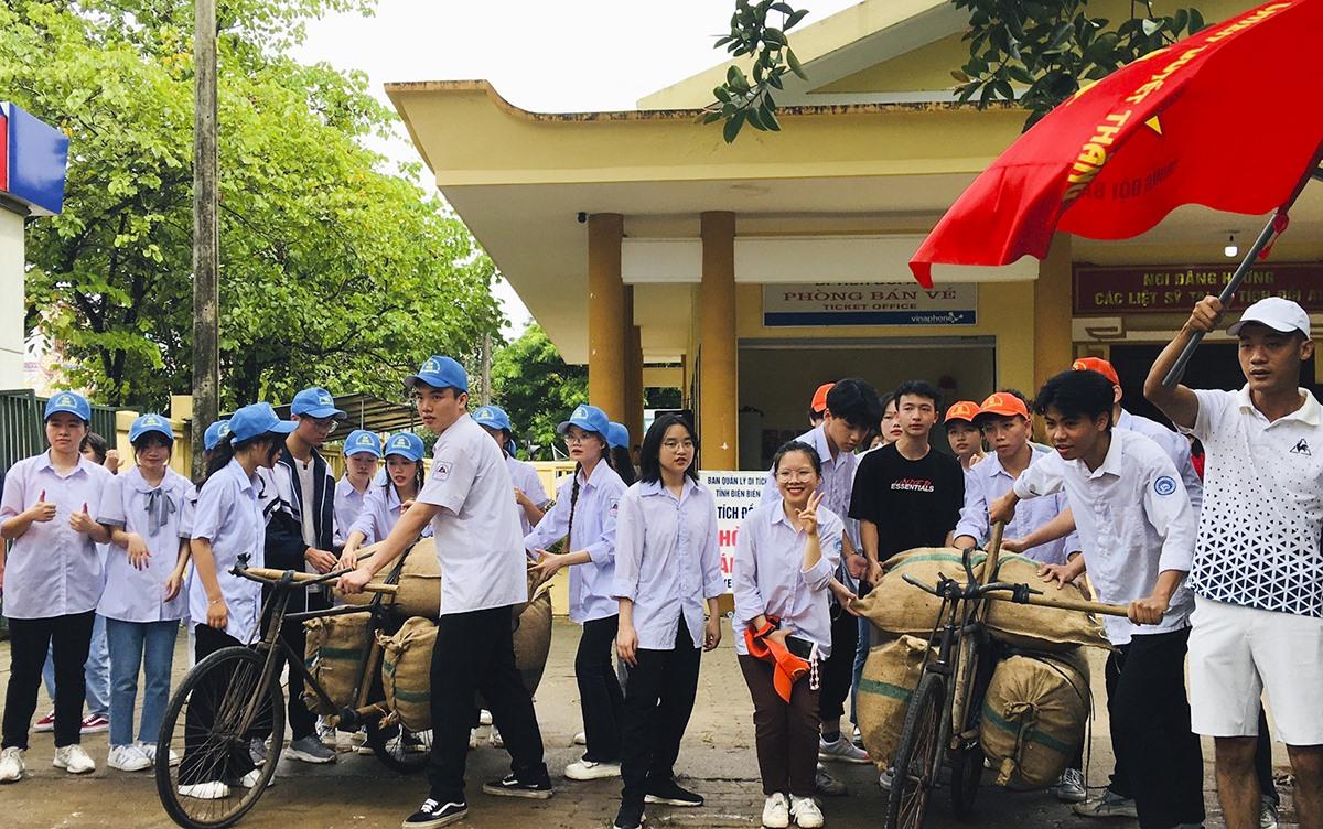 “Chúng em làm chiến sĩ Điện Biên”