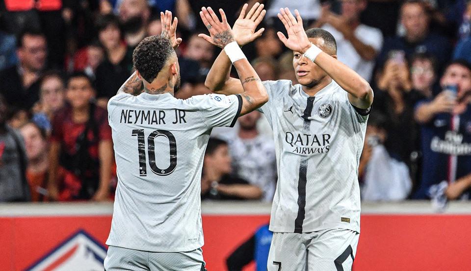 PSG chốt cái tên được sút 11m: Mbappe hay Neymar?