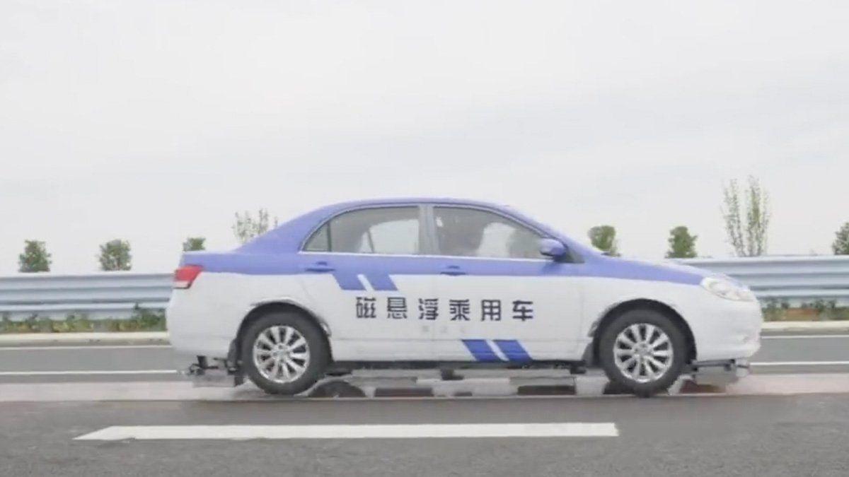Trung Quốc đang thử nghiệm ‘ô tô nổi’ chạy bằng nam châm đạt tốc độ 230 km/h - Ảnh 1. Trung Quốc đang thử nghiệm ‘ô tô nổi’ chạy bằng nam châm đạt tốc độ 230 km/h - Ảnh 1.