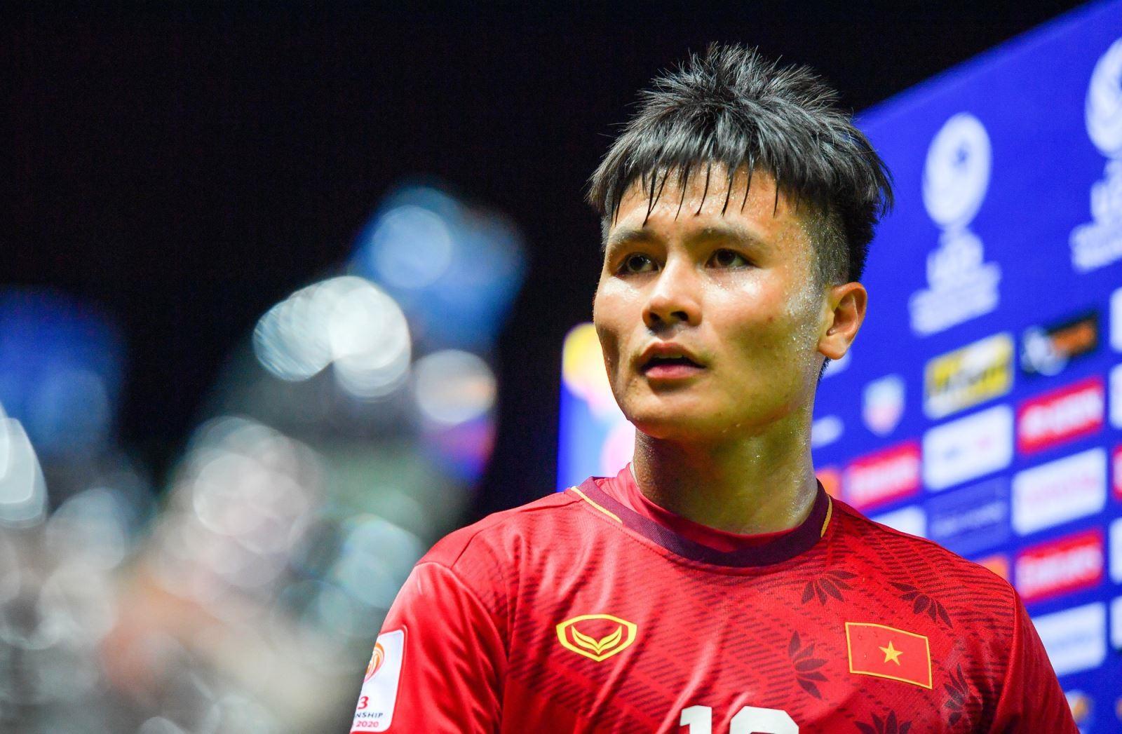 Quang Hải cân nhắc trở về đá AFF Cup 2022: Được gì, mất gì?
