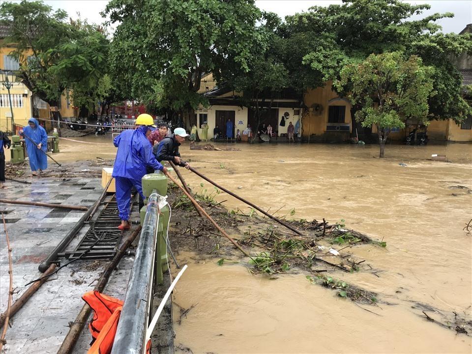Dự báo thời tiết 27.9: Khu vực Trung Bộ trở mưa rất lớn do bão số 4 Noru