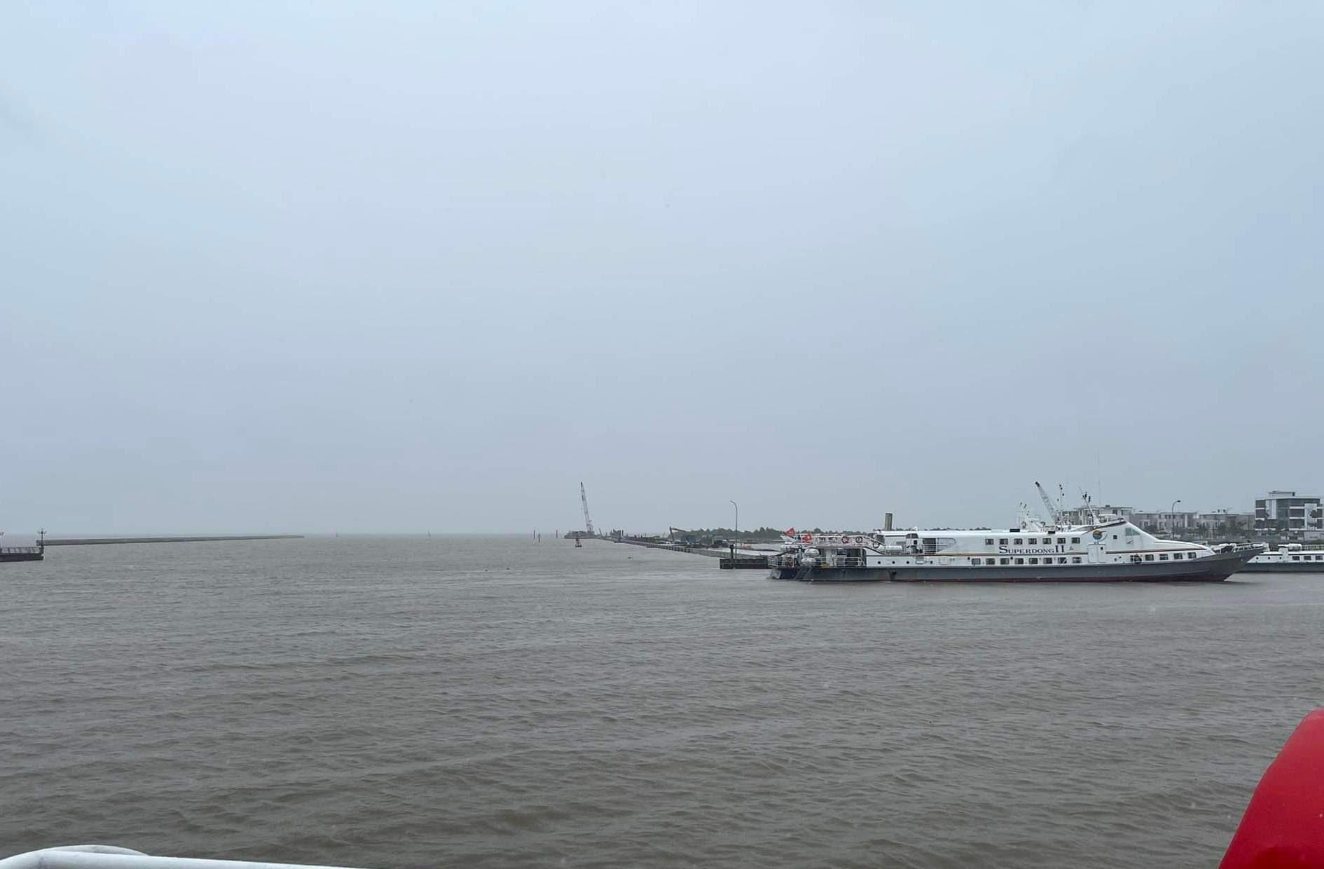 Cho phép hoạt động lại tất cả tuyến tàu, phà ra các đảo ở Kiên Giang