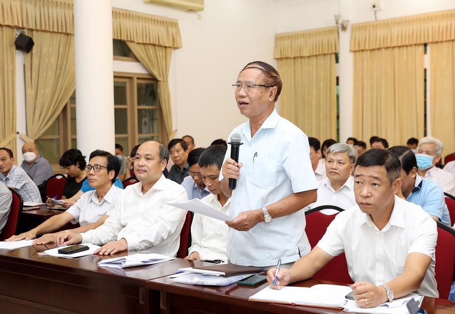 Cử tri quận Cầu Giấy nêu ý kiến tại Hội nghị