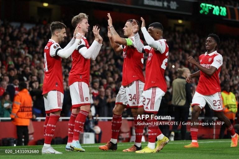 Arsenal thắng dễ tại Europa League