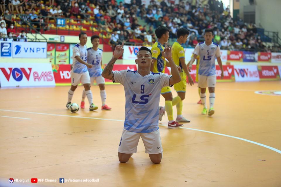 Thái Sơn Nam giành chiến thắng 2-0 trước Hiếu Hoà Đà Nẵng sau pha lập công của Thái Huy và Vân Vũ. Ảnh: VFF