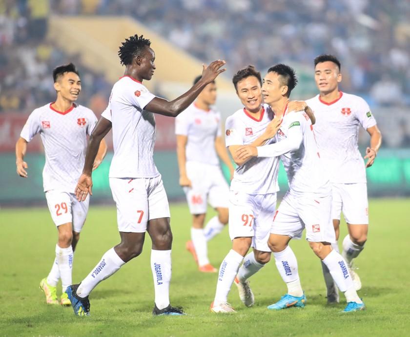 V.League 2022: CLB TP.HCM sớm cập bến an toàn  ảnh 1