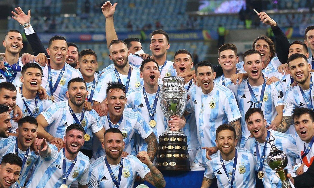 Tuyển Argentina chỉ cách kỷ lục của Italia 2 trận bất bại.  Ảnh: AFP